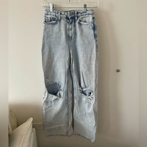 Zara Acid Wash Ripped Jeans - Picture 1 of 5